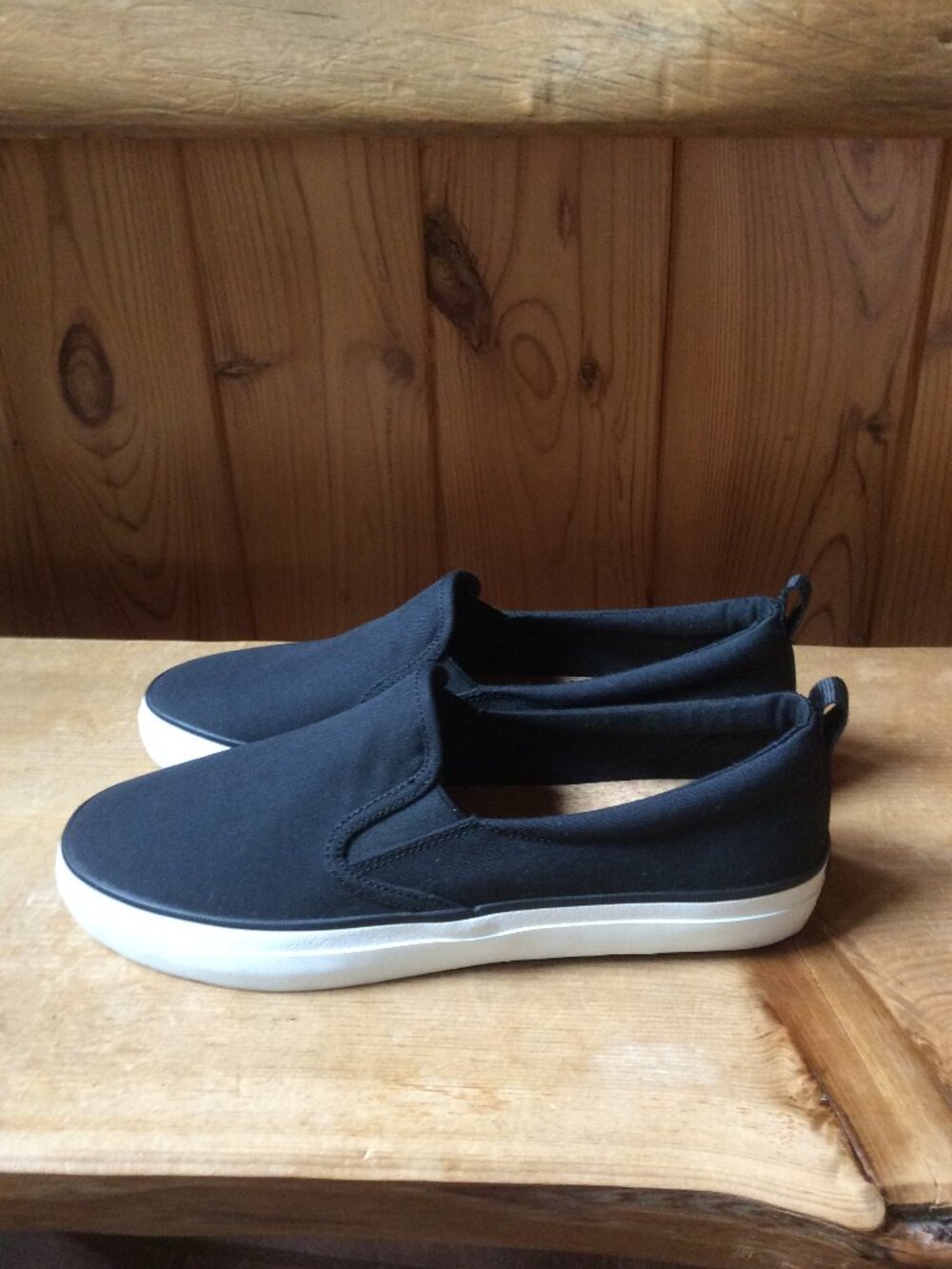 Sperry SeaCycled Crest Twin Gore Black EUC Canvas Classic Sneaker Shoes Size 9